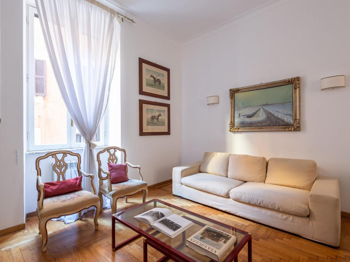 Giulia 1141 By Interhome Roma