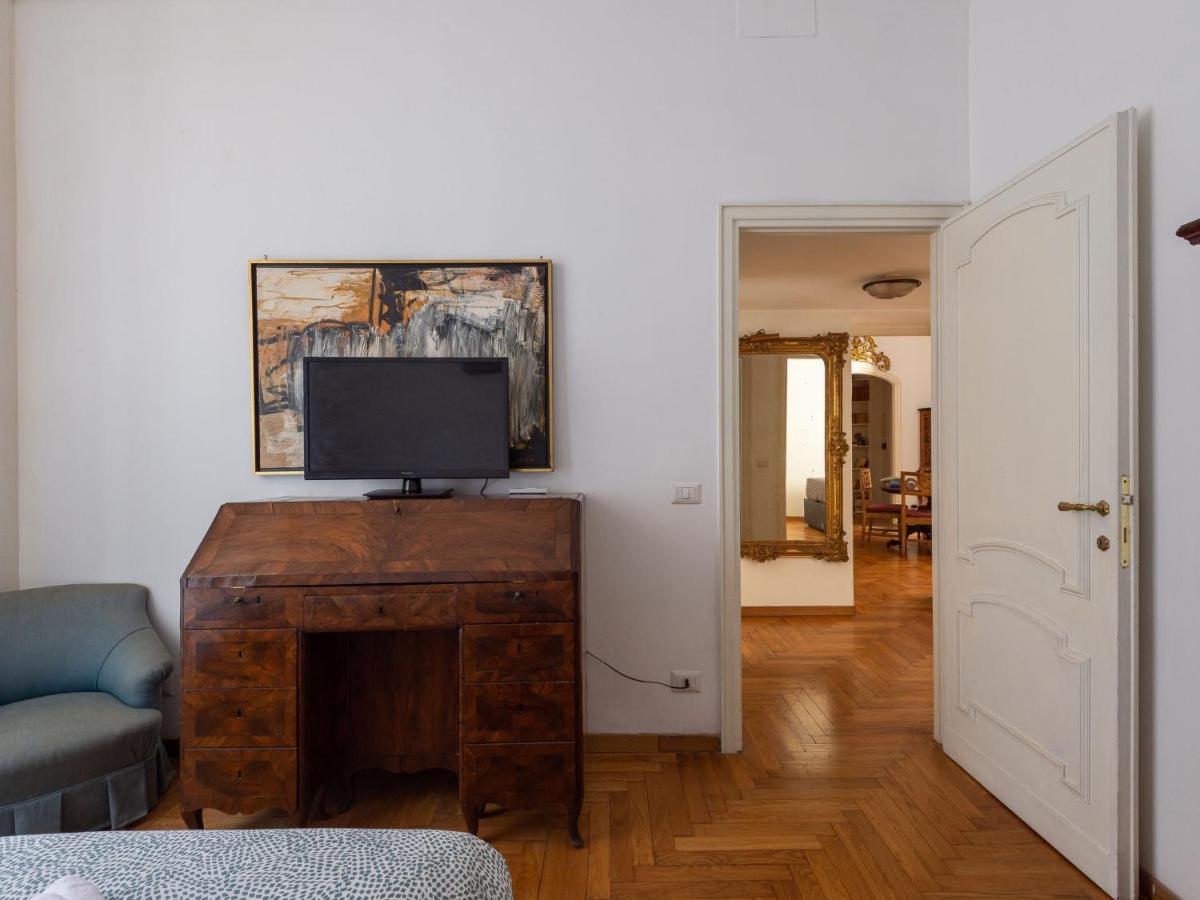 Giulia 1141 By Interhome * Roma